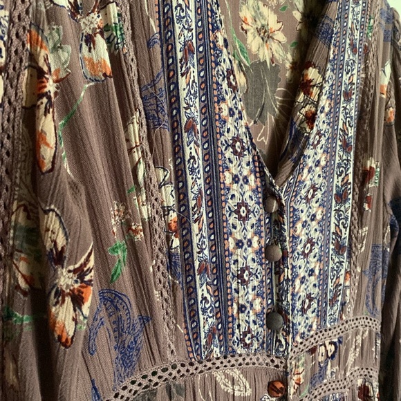 Angie Mauve Purple Lavender Floral Long Sleeve V-Neck Button Maxi Dress Gypsy - Picture 3 of 6